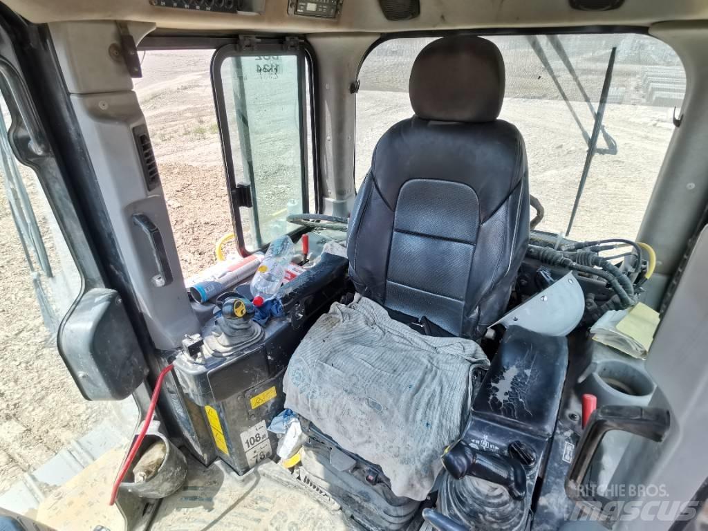 Komatsu D 65 PX-17 Buldožeri guseničari
