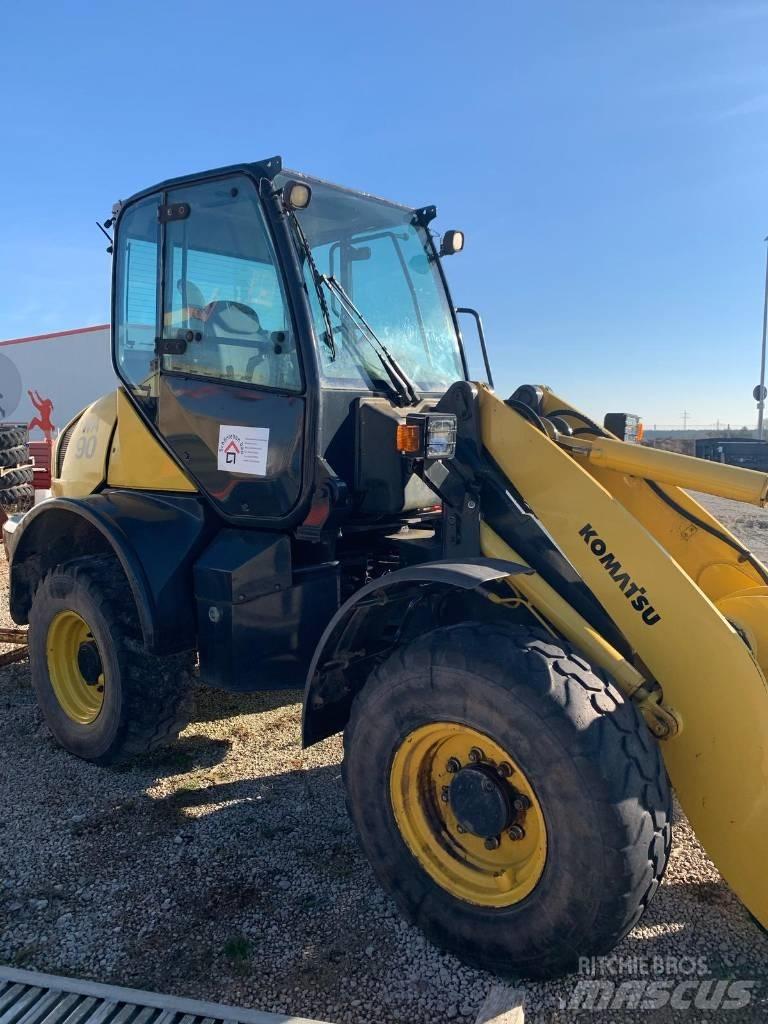 Komatsu WA 90-6 Utovarivači na točkove