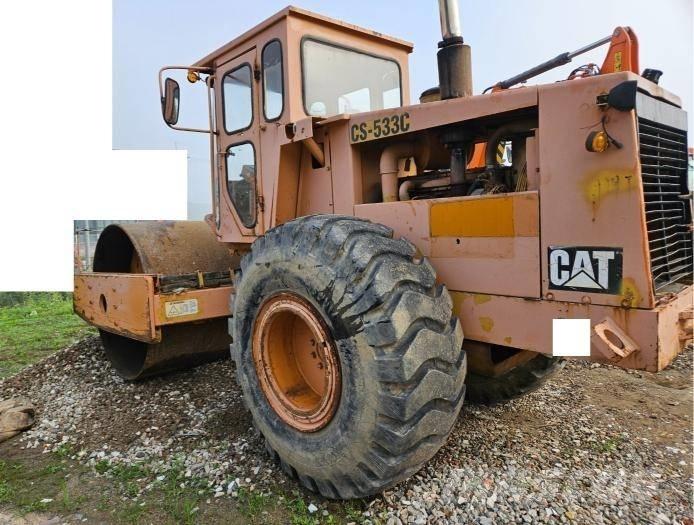 CAT CS 533 C Valjci sa duplim bubnjem