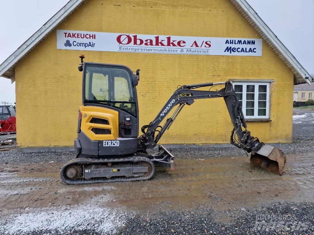 Volvo ECR25D Mini bageri < 7t