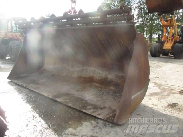 CAT 992 C Kašike / Korpe