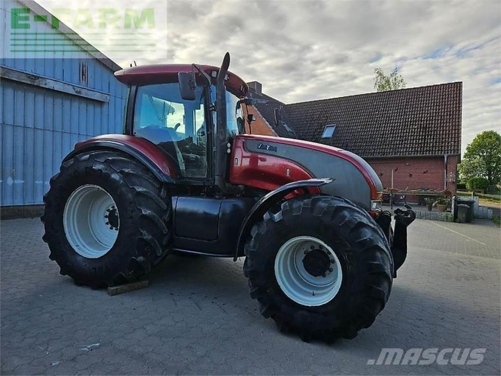Valtra s 280 Traktori