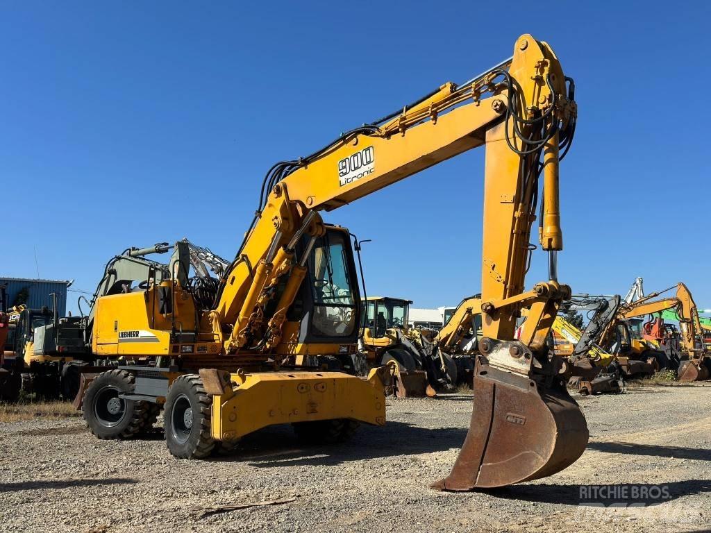 Liebherr A 900 B Bageri točkaši