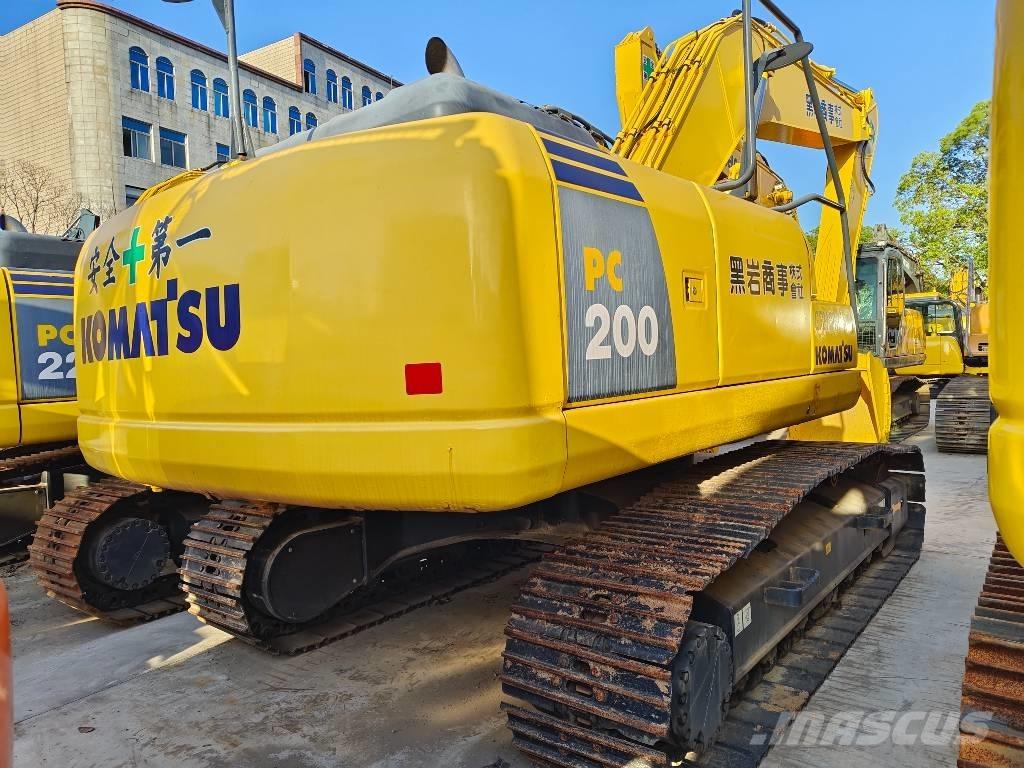 Komatsu PC 200-8 Bageri guseničari