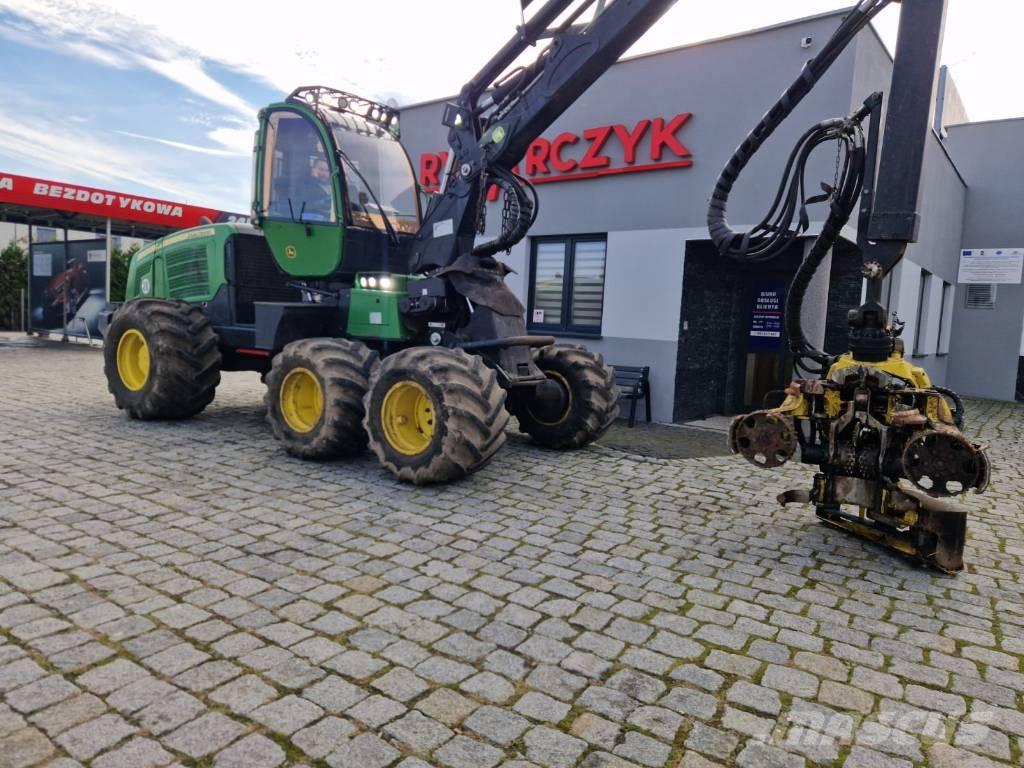 John Deere 1070 E Harversteri