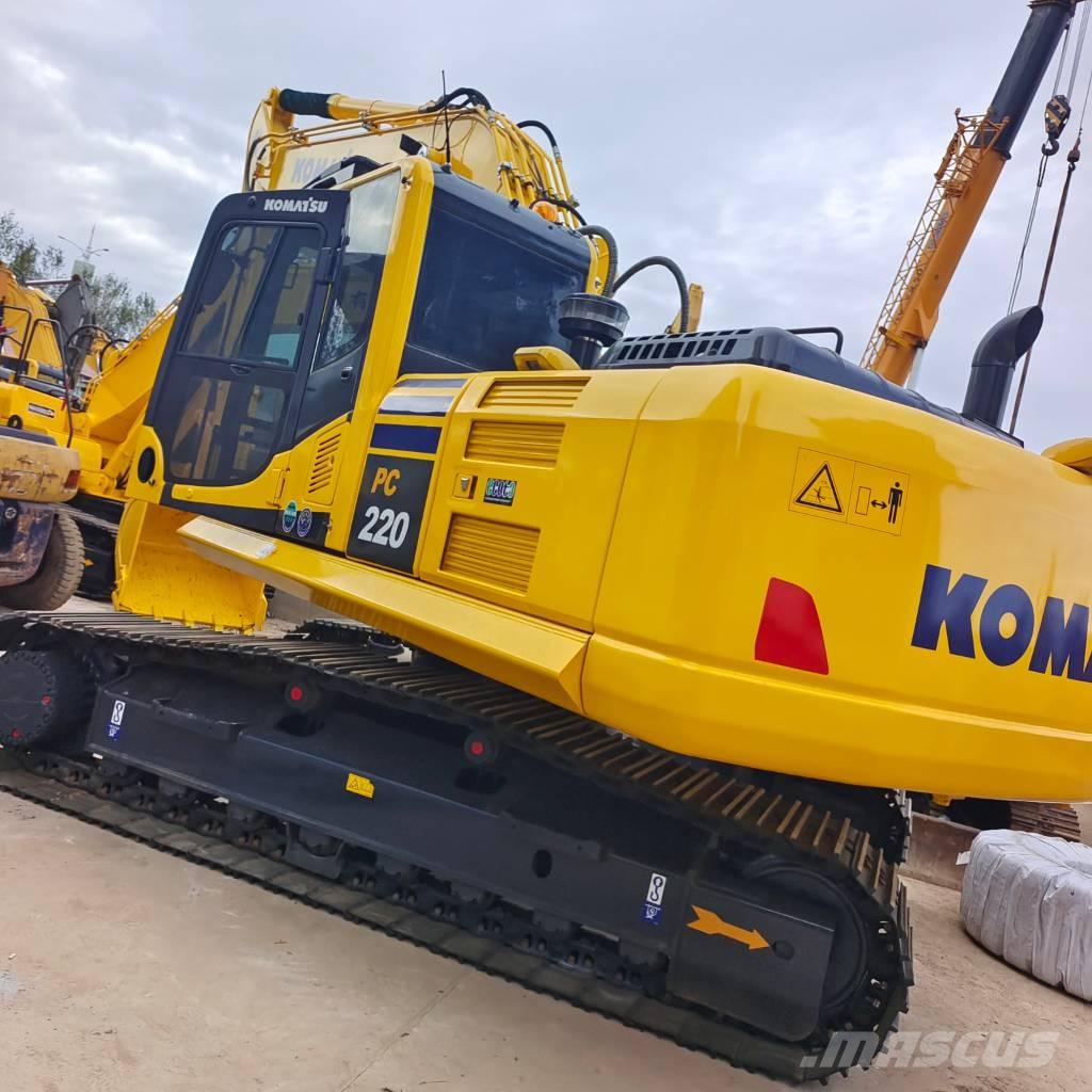 Komatsu PC 220-7 Bageri guseničari