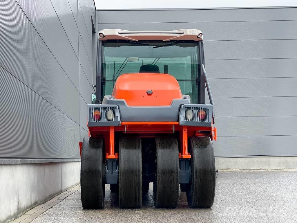 Hamm GRW 280-10 Gumeni valjci na točkovima