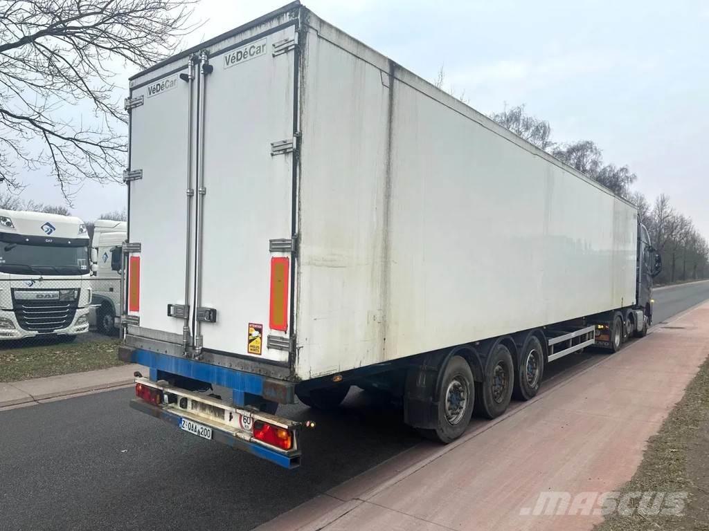 Renders ROC 12.27 Poluprikolice hladnjače