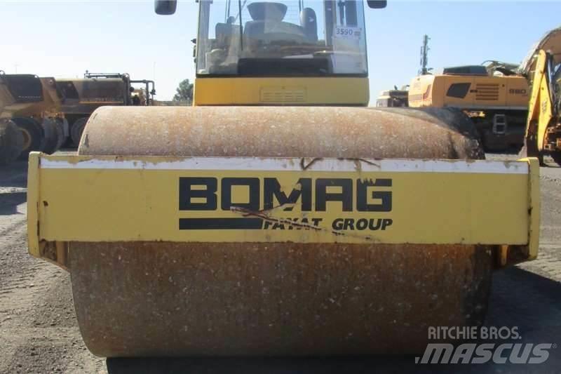 Bomag B213DH-4 Kombinovani valjci