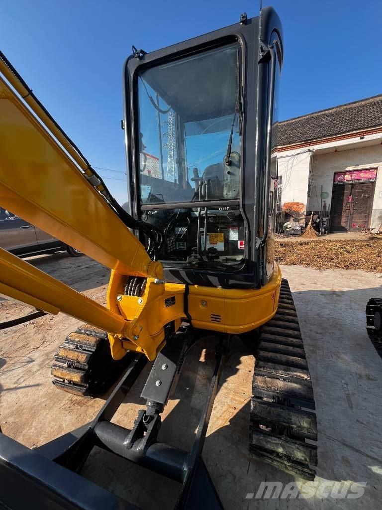 Komatsu PC 35 MR Mini bageri < 7t