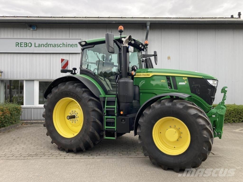 John Deere 6R 250 Traktori