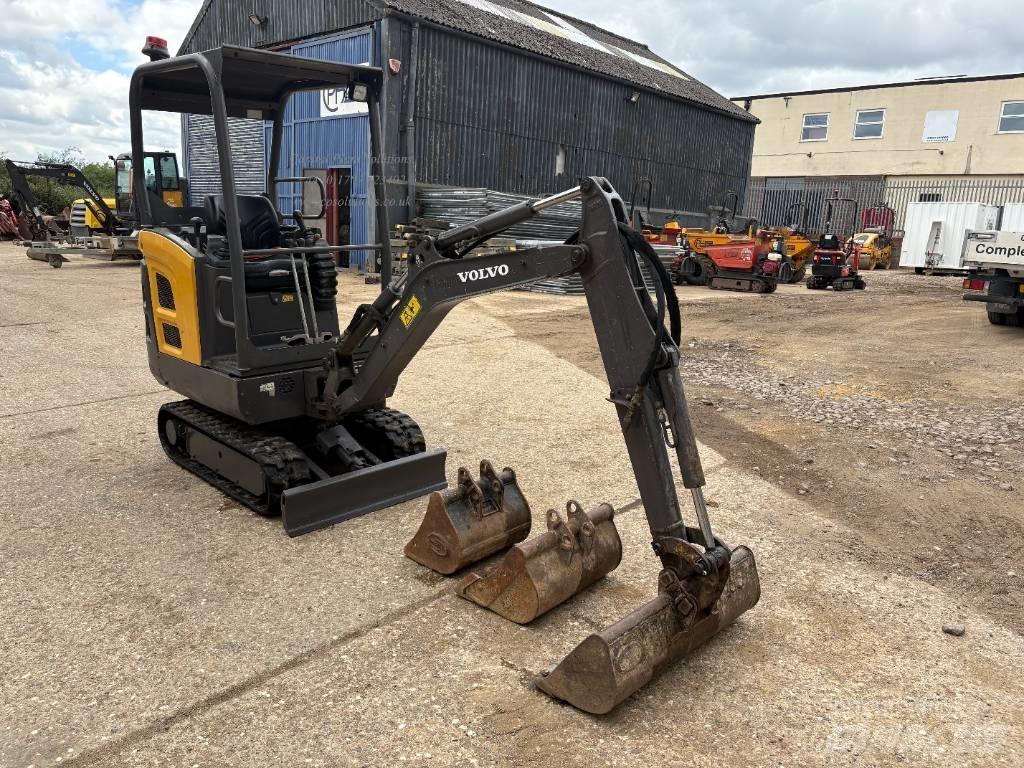 Volvo EC 15 D Mini bageri < 7t