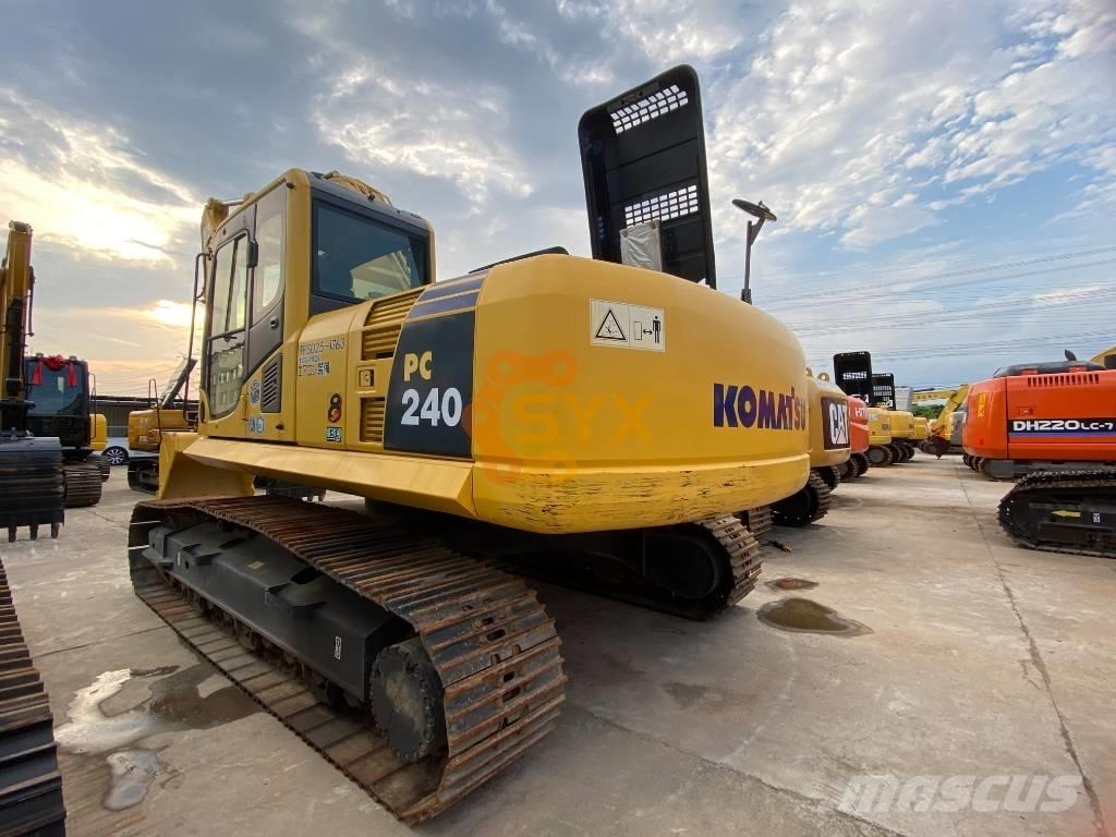 Komatsu PC 240 Bageri guseničari