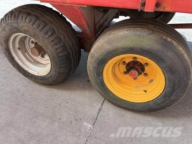 Taarup 1030 Samoutovarne prikolice
