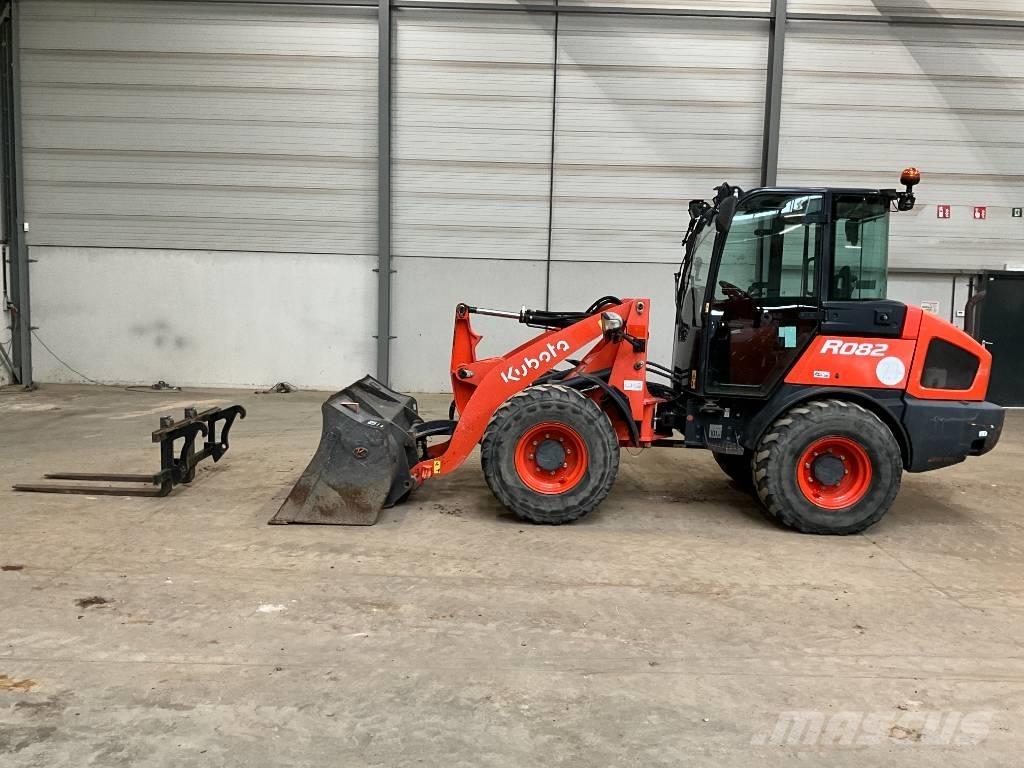 Kubota R 082 Utovarivači na točkove