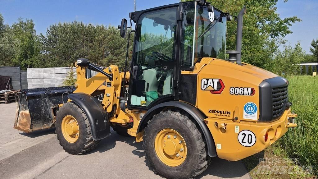 CAT 906M Utovarivači na točkove