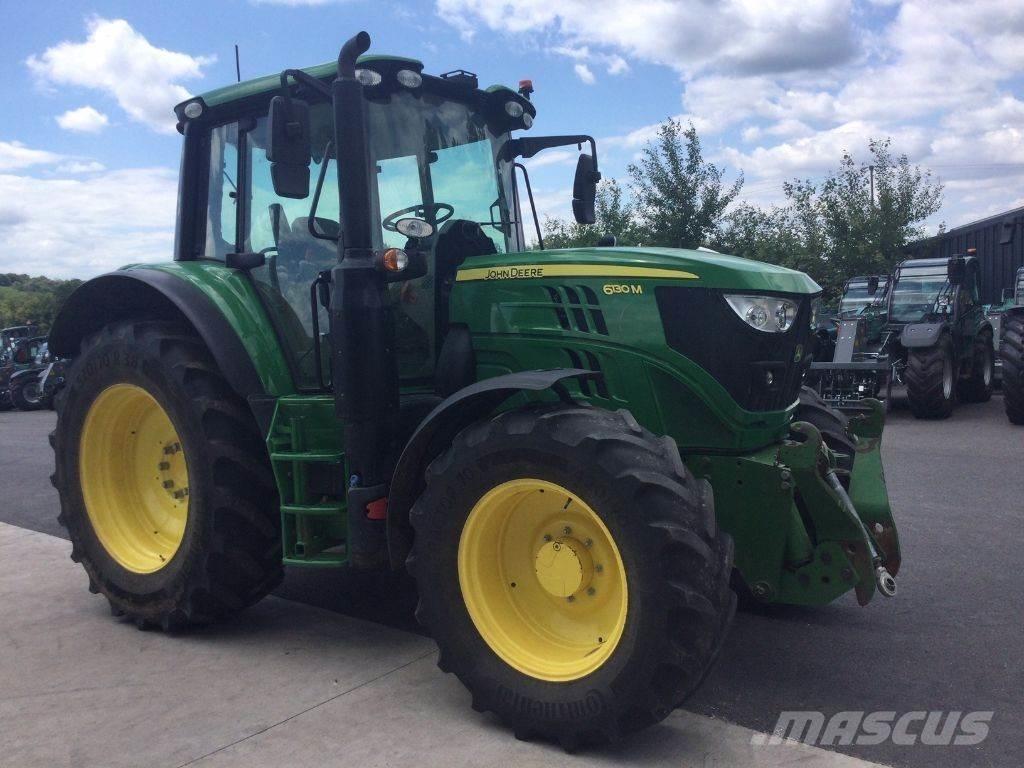 John Deere 6130M Traktori