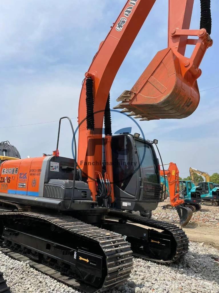 Hitachi ZX 200-3 Bageri guseničari