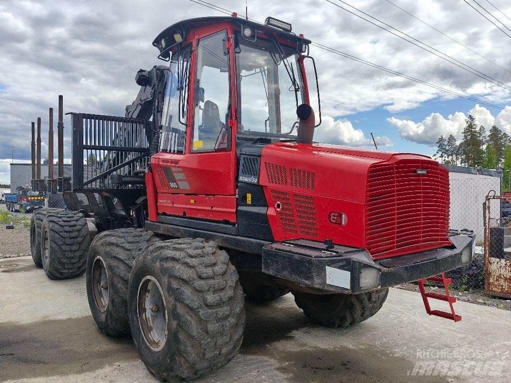 Komatsu 865 Forvarderi