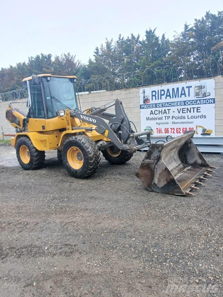 Volvo L 30 G Utovarivači na točkove