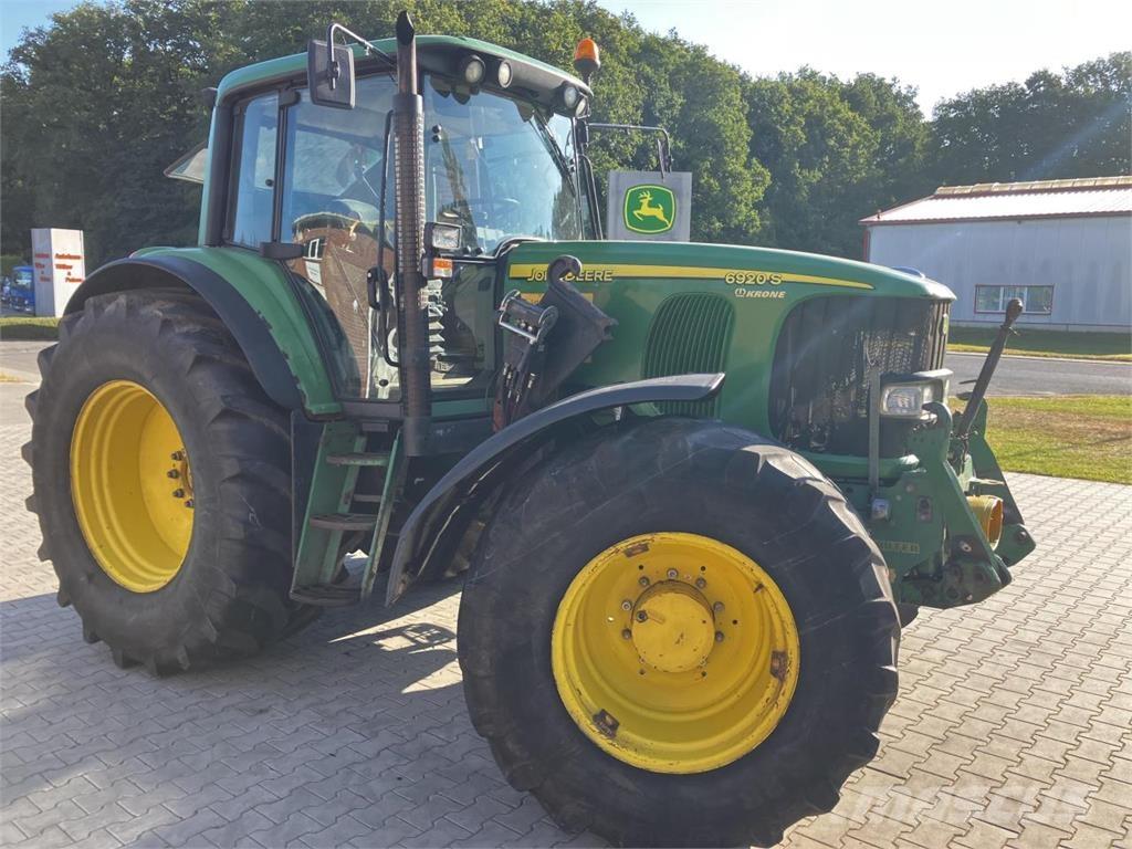 John Deere 6920 S Traktori