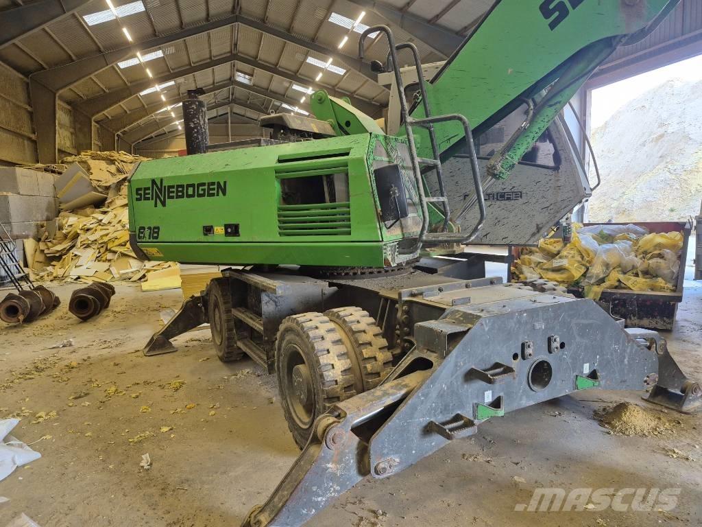 Sennebogen 818 Bageri za prenos primarnih/sekundarnih sirovina