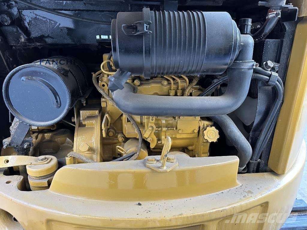 CAT 303 CR Mini bageri < 7t