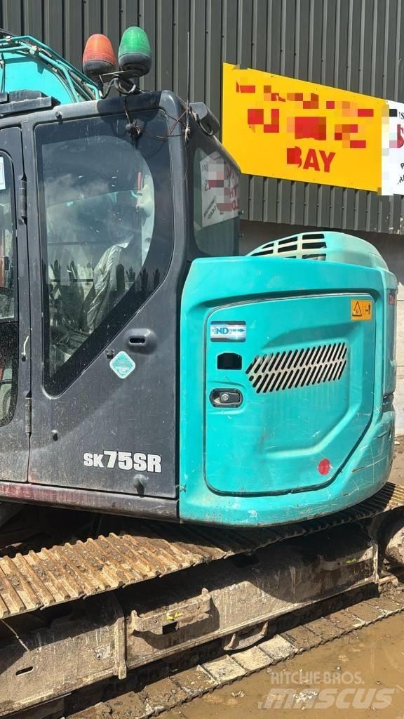 Kobelco SK 75 SR Midi bageri 7t – 12t