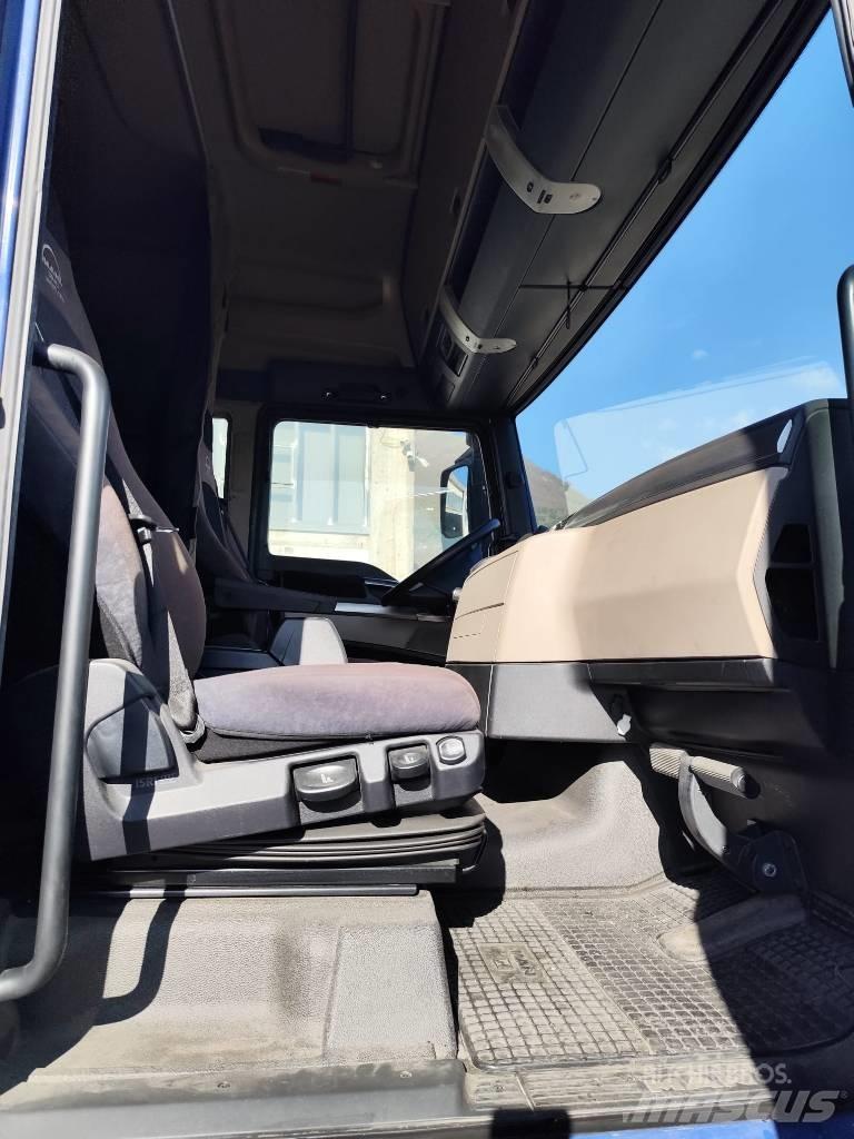 MAN TGX 26.420 Autotransporteri