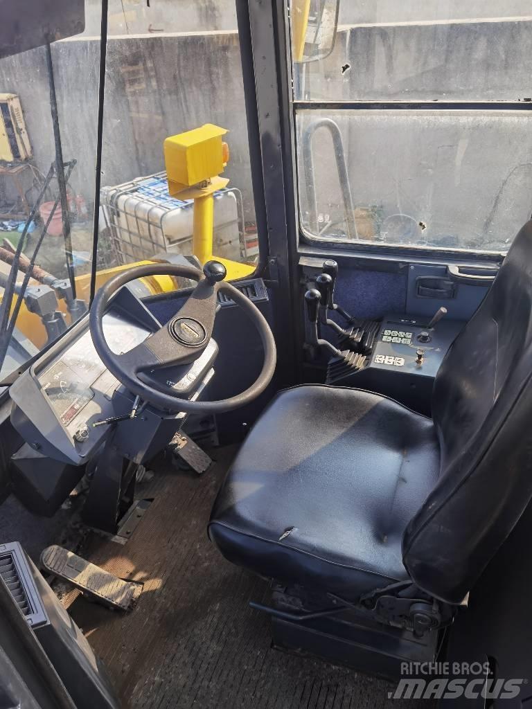 Komatsu WA 470 Utovarivači na točkove