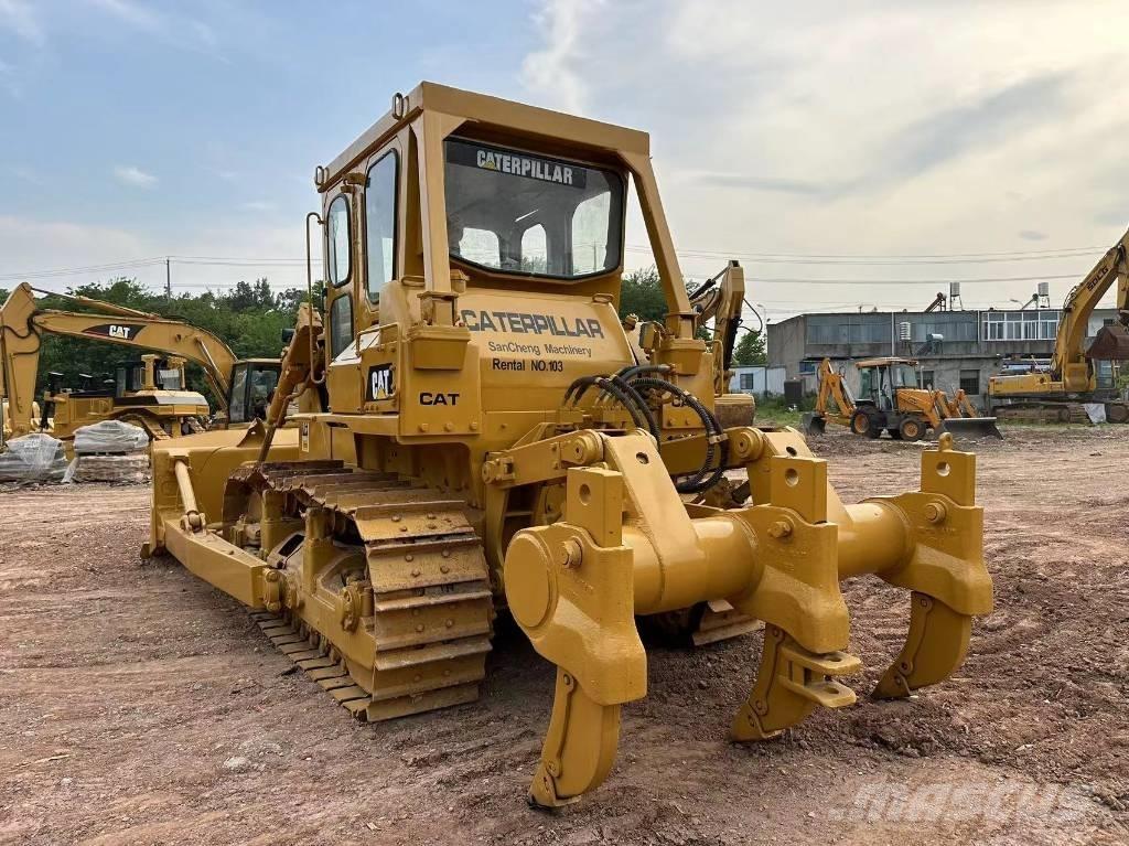 CAT D7G Buldožeri guseničari