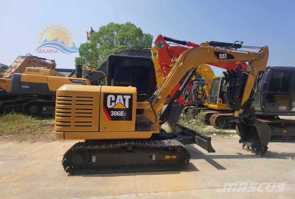 CAT 306E2 Bageri guseničari