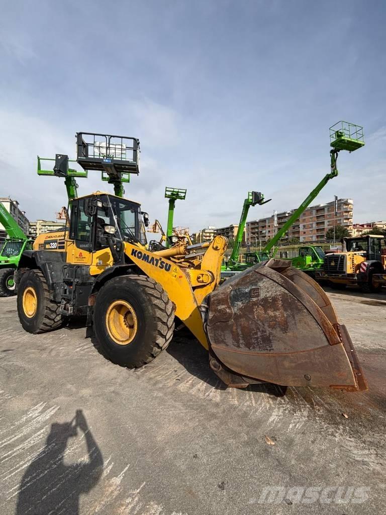 Komatsu WA 320-8 Utovarivači na točkove