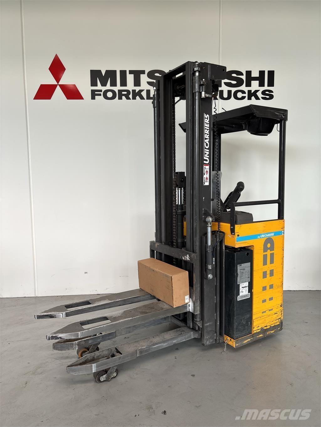 Atlet X160 Samopogonski ručni viljuškari