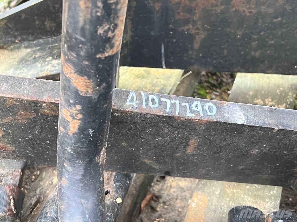JCB Q FIT FORKS Ostala oprema za utovarivače i kopače