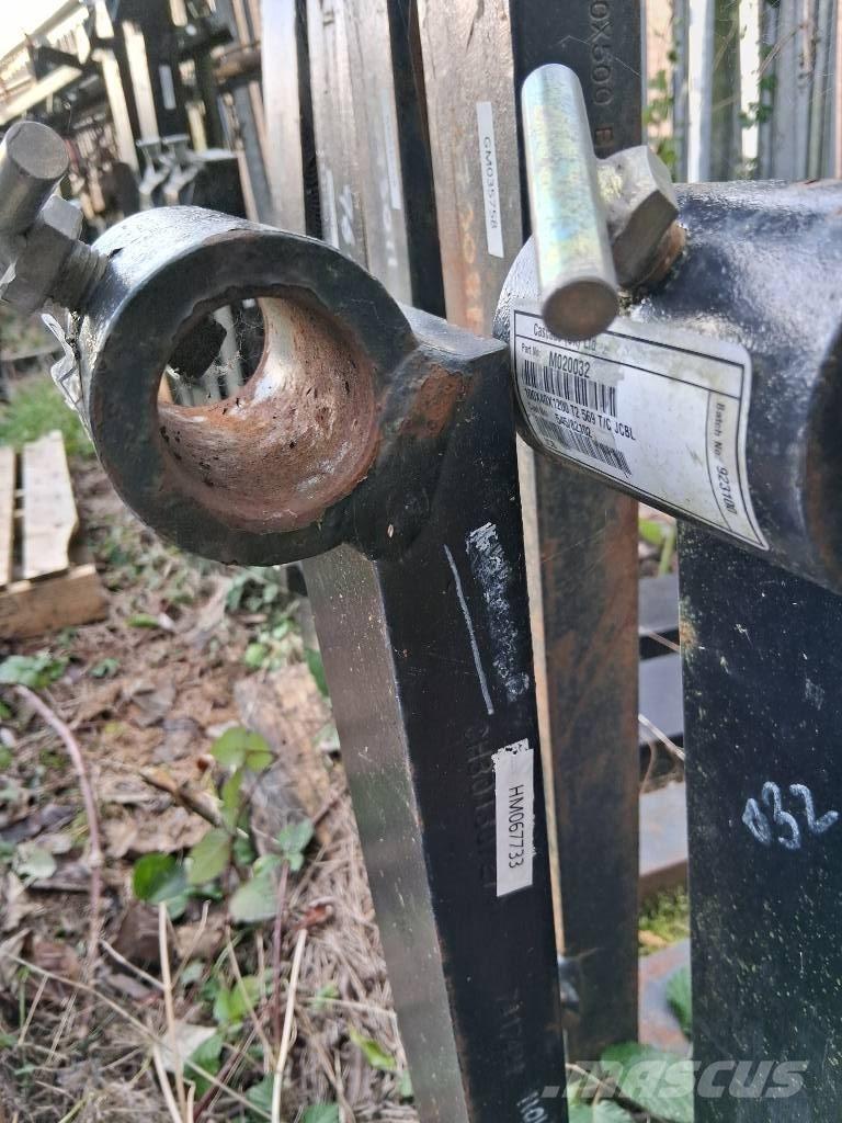 JCB Q FIT FORKS Ostala oprema za utovarivače i kopače