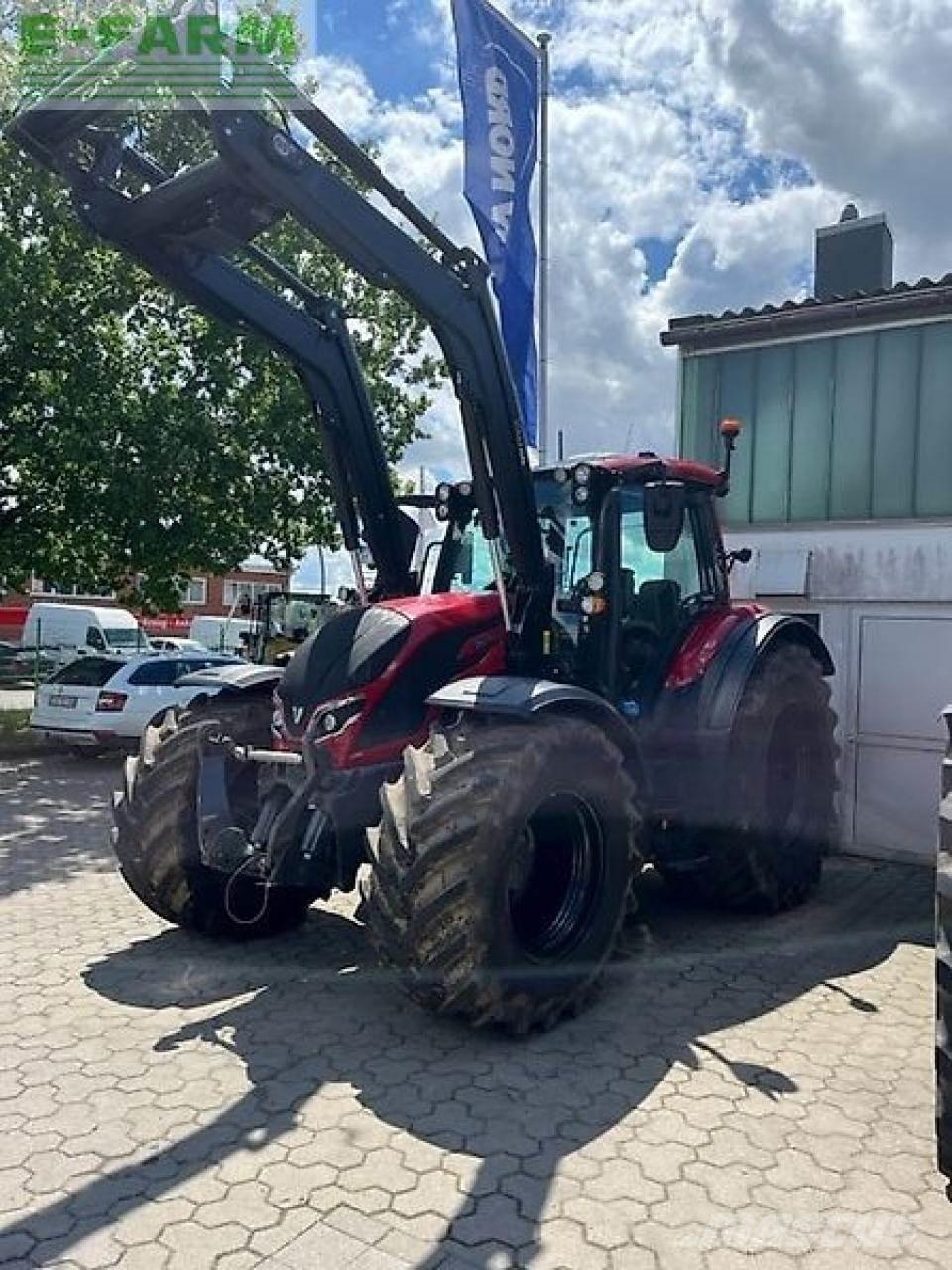 Valtra n155ea Traktori