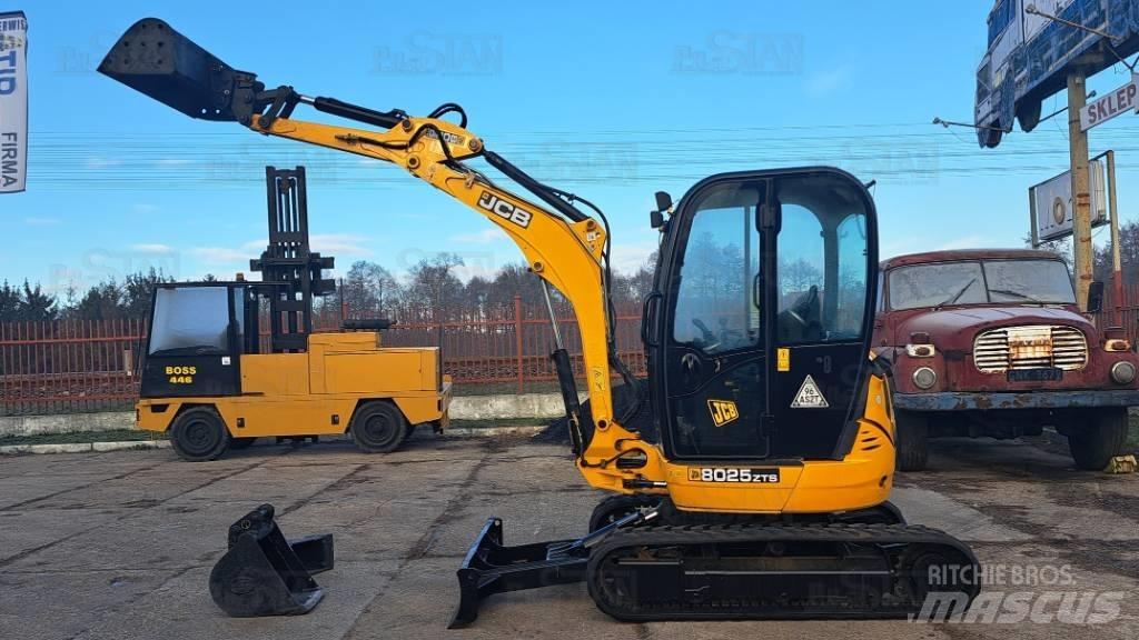 JCB 8025 ZTS Mini bageri < 7t