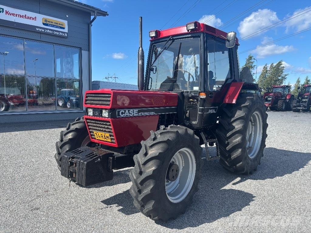 Case IH 845 XLA Traktori