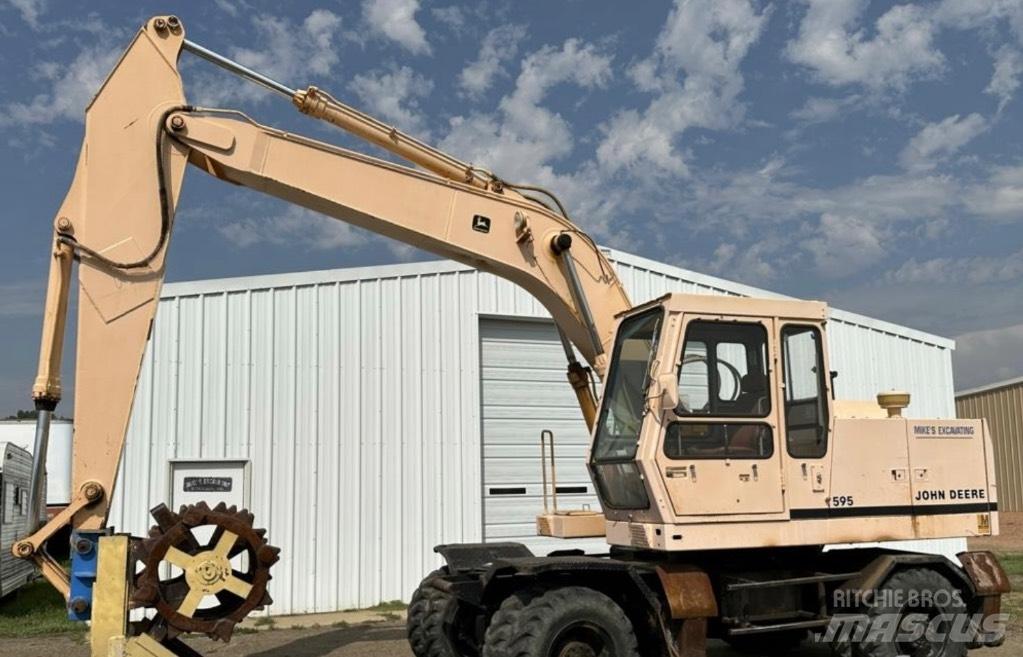 John Deere 595 Bageri točkaši