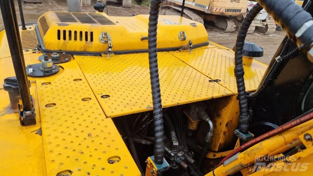 JCB JS 220 LC Bageri guseničari