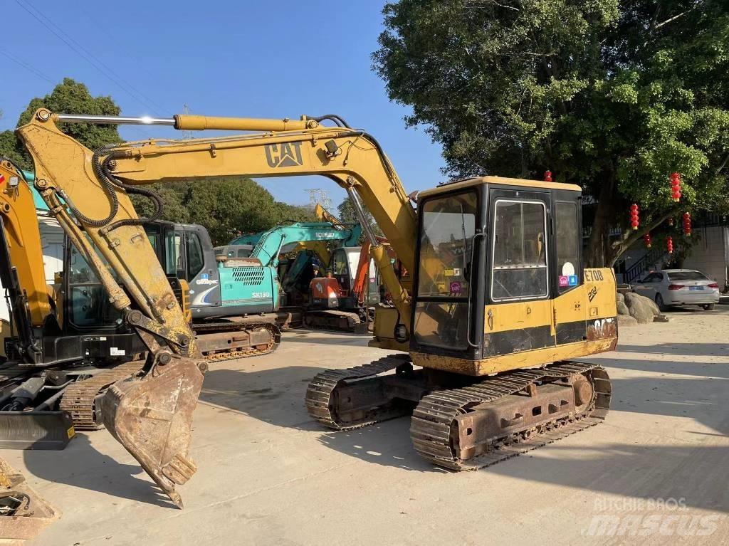 CAT E 70 B Bageri guseničari