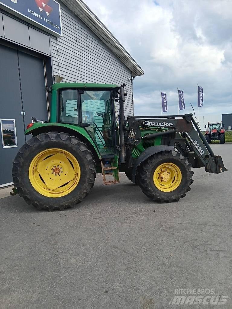 John Deere 6220 Traktori