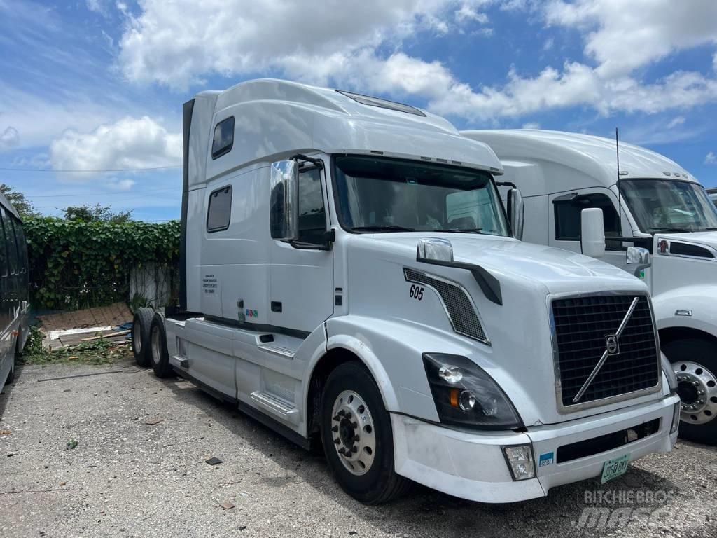 Volvo VNL 780 Tegljači