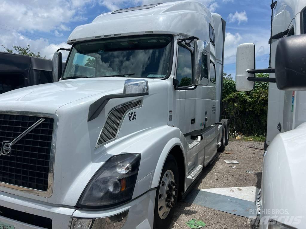 Volvo VNL 780 Tegljači