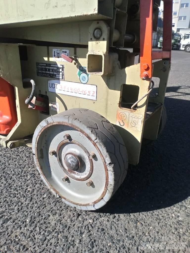 JLG 2030 ES Makazaste platforme