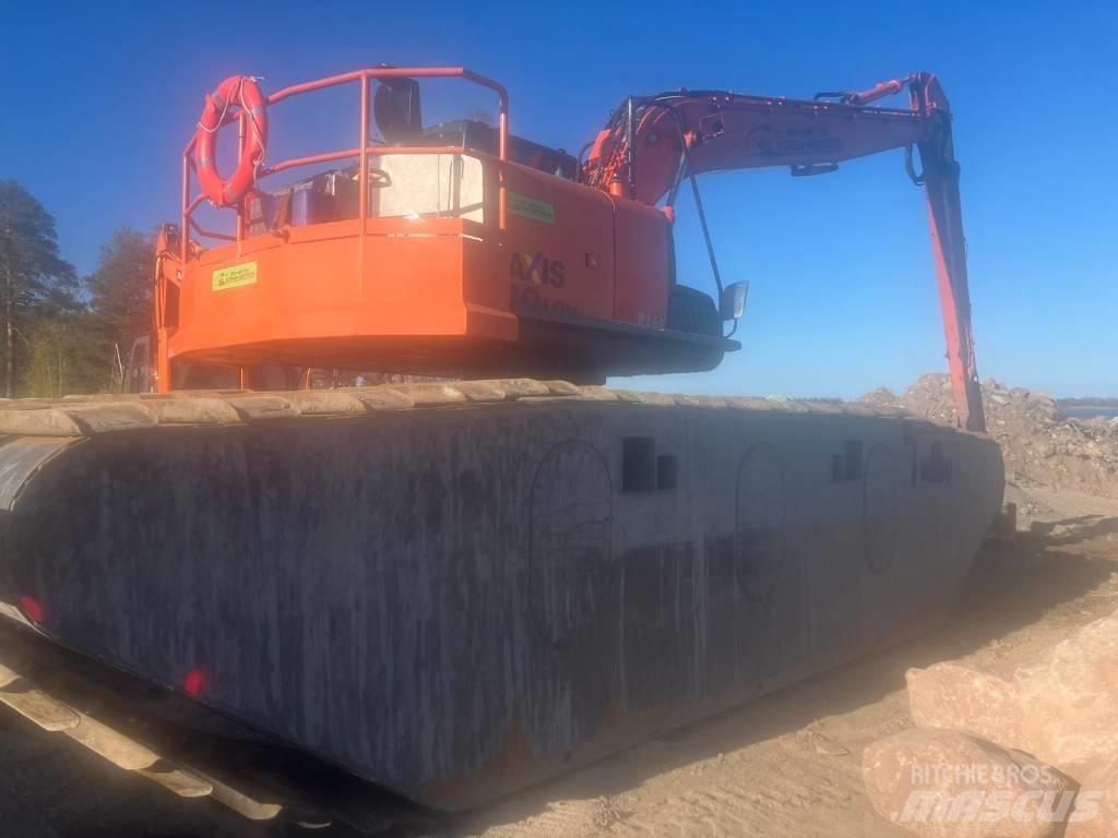 Hitachi ZX 130LCN Polovni amfibijski bageri