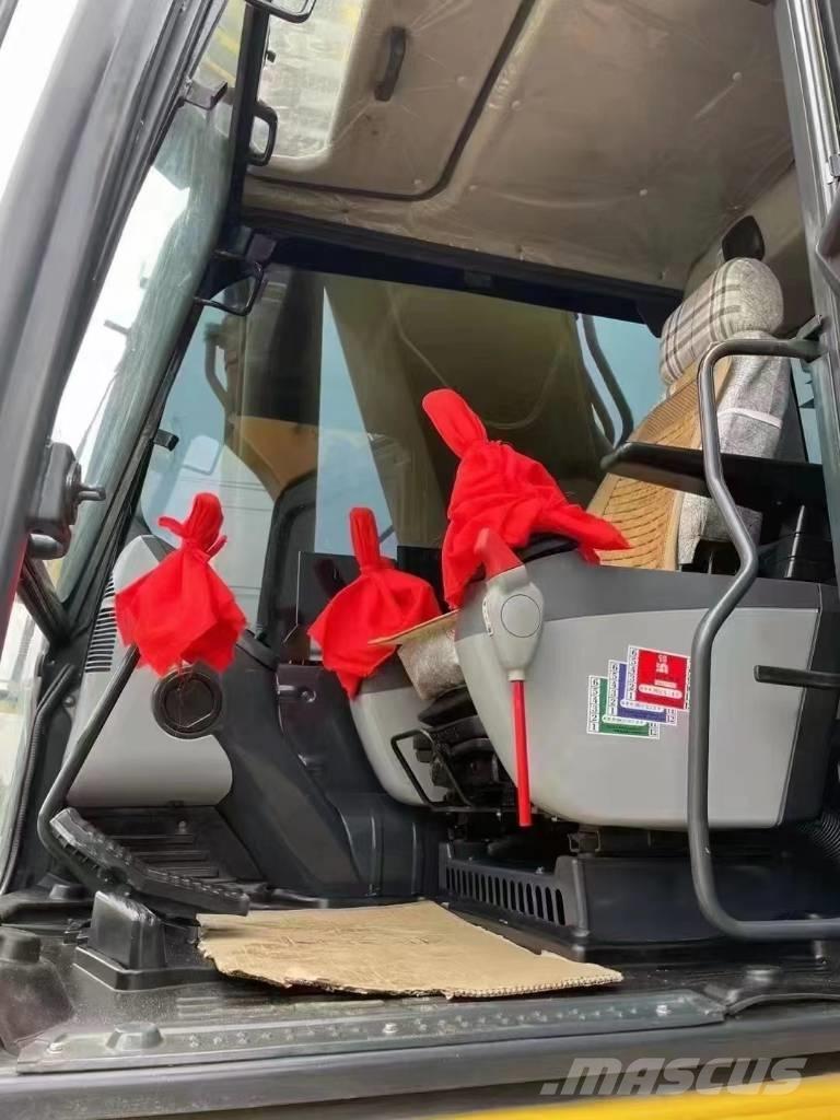 Komatsu PC450-8 Bageri guseničari