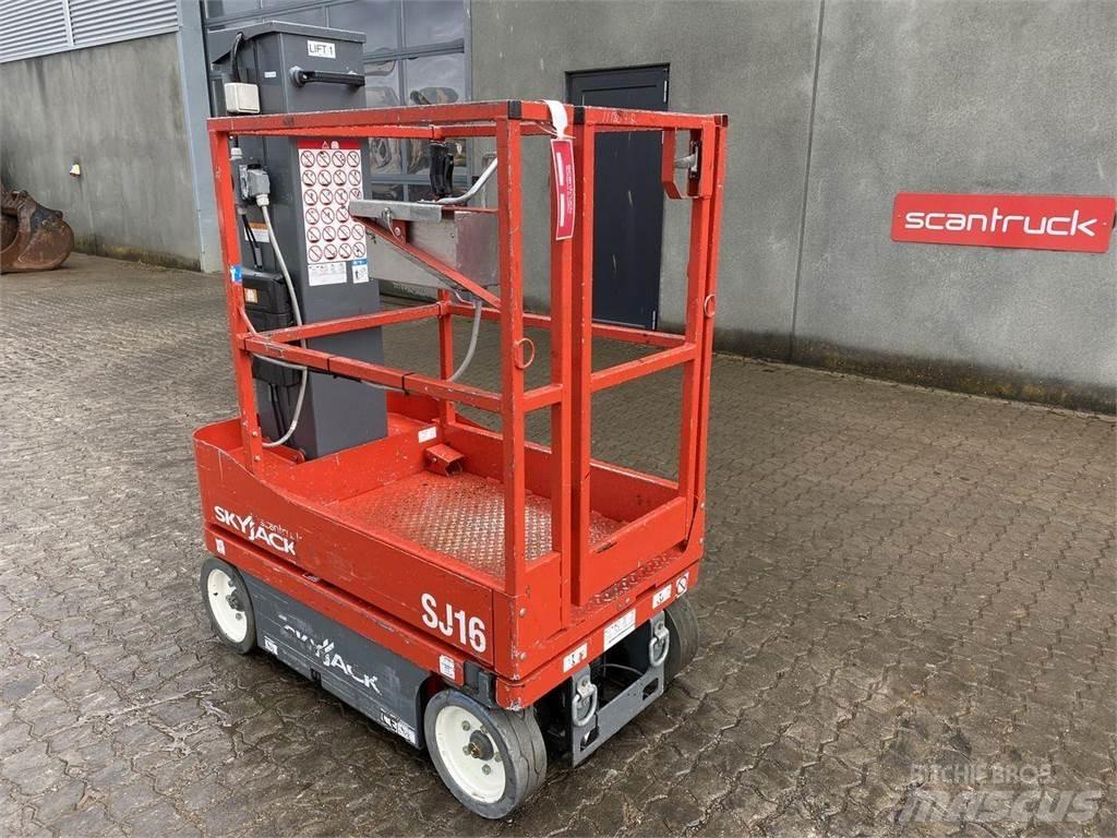 SkyJack SJ16 Jarbolne penjajuće platforme