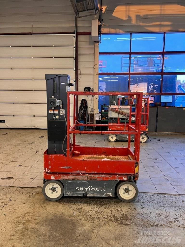 SkyJack SJ 16 Jarbolne penjajuće platforme